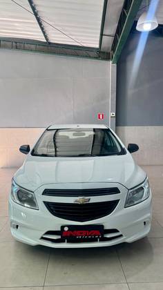 CHEVROLET ONIX 1.0 MPFI JOY 8V FLEX 4P MANUAL CHEVROLET ONIX 1.0 MPFI JOY 8V FLEX 4P MANUAL